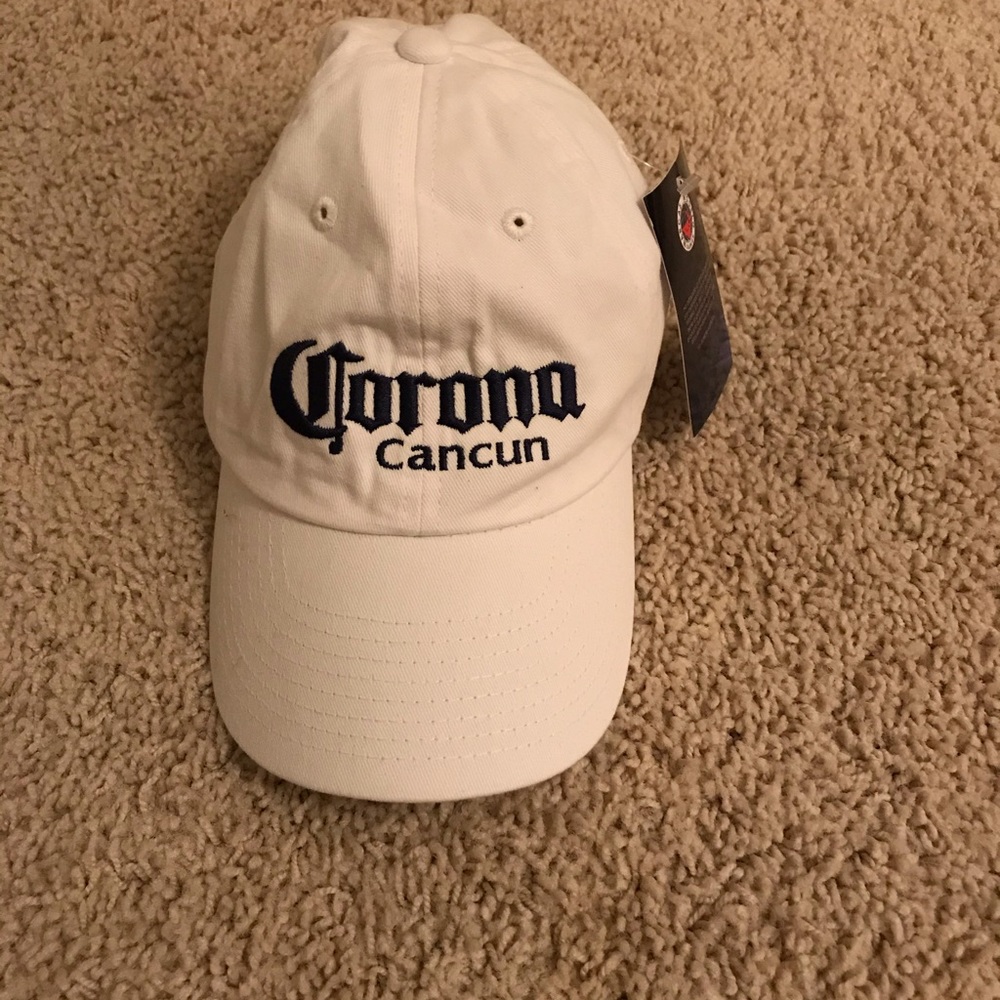 Corona Cancun hat